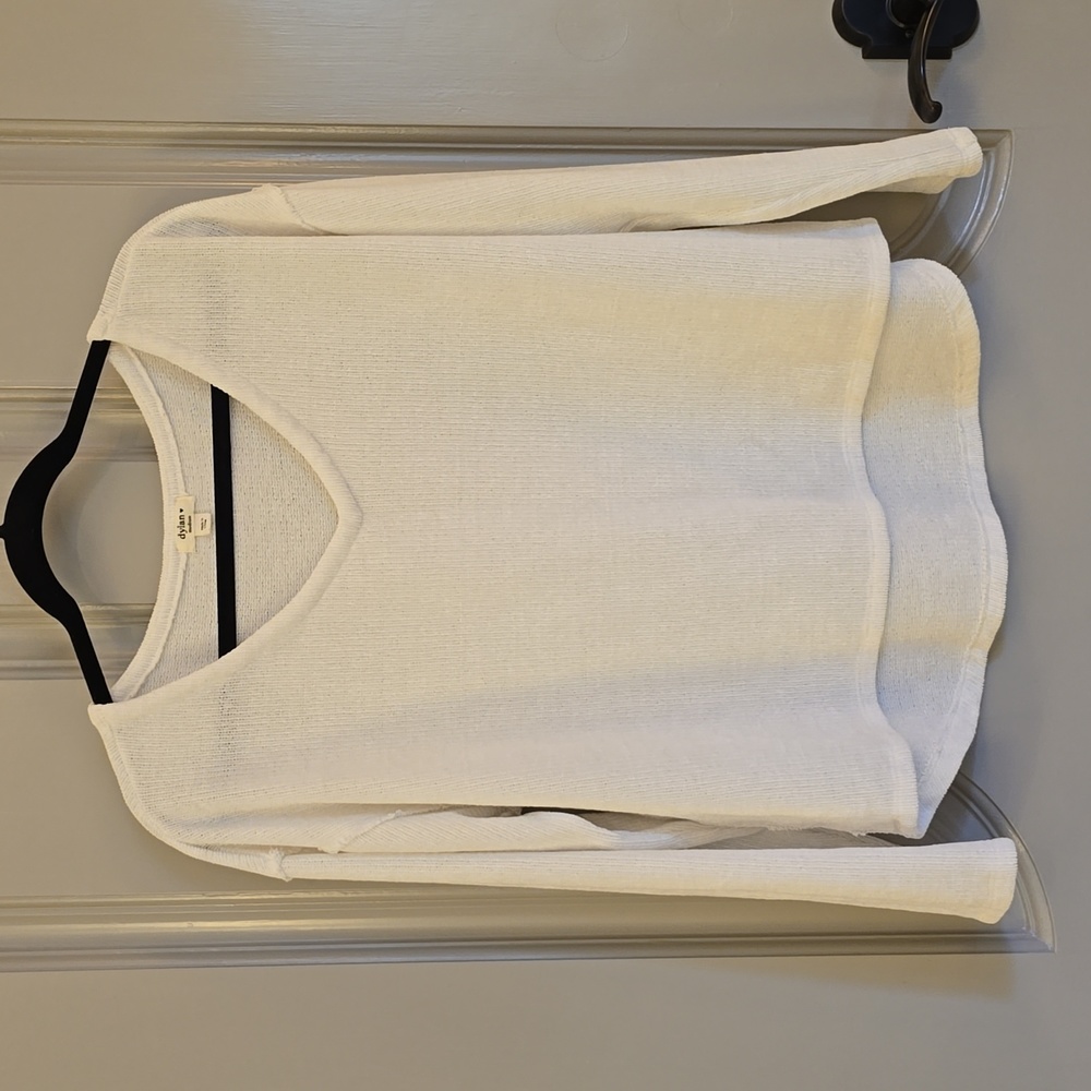 #10 Soft White Top